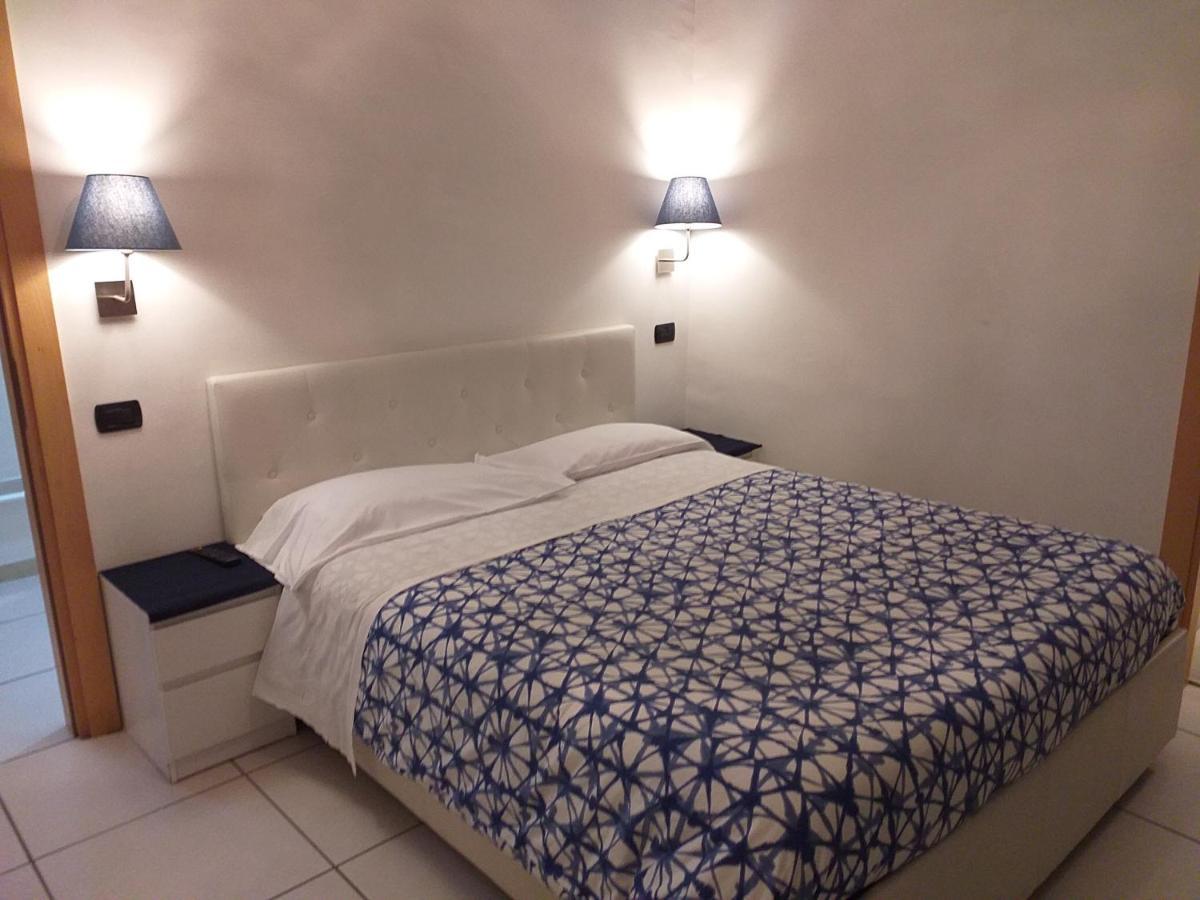 Beb Pantarei Bed & Breakfast Naples Exterior photo