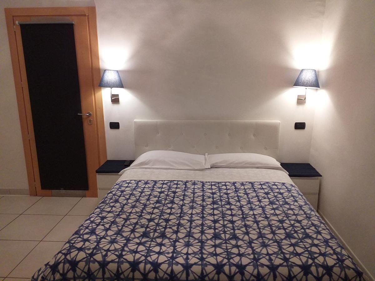 Beb Pantarei Bed & Breakfast Naples Exterior photo