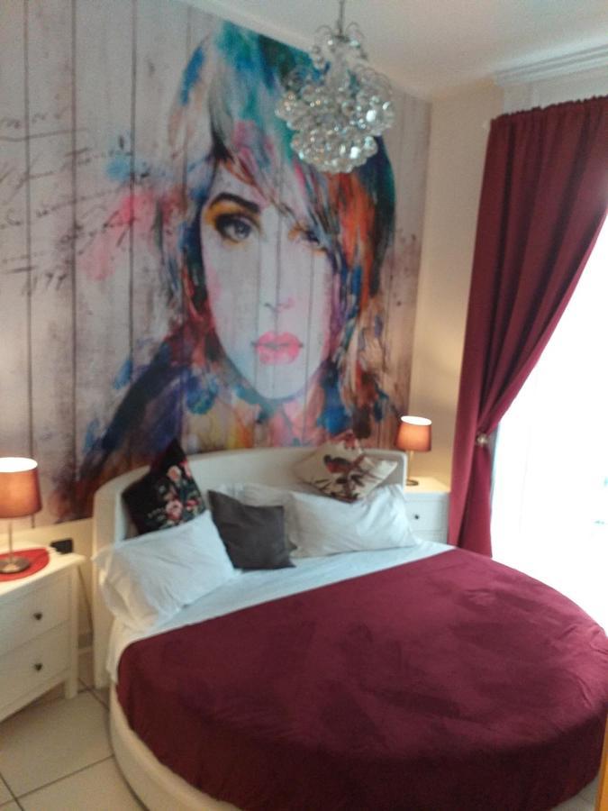 Beb Pantarei Bed & Breakfast Naples Room photo