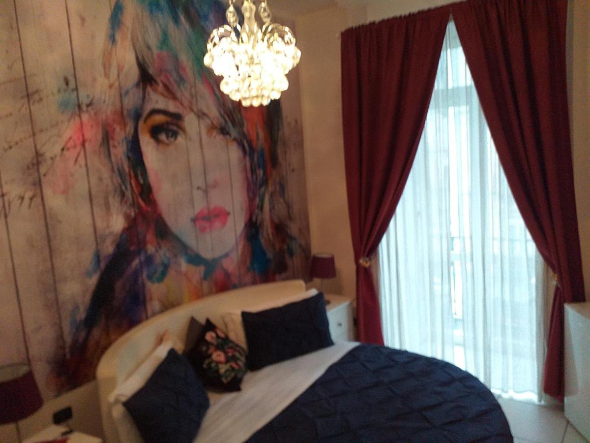 Beb Pantarei Bed & Breakfast Naples Exterior photo