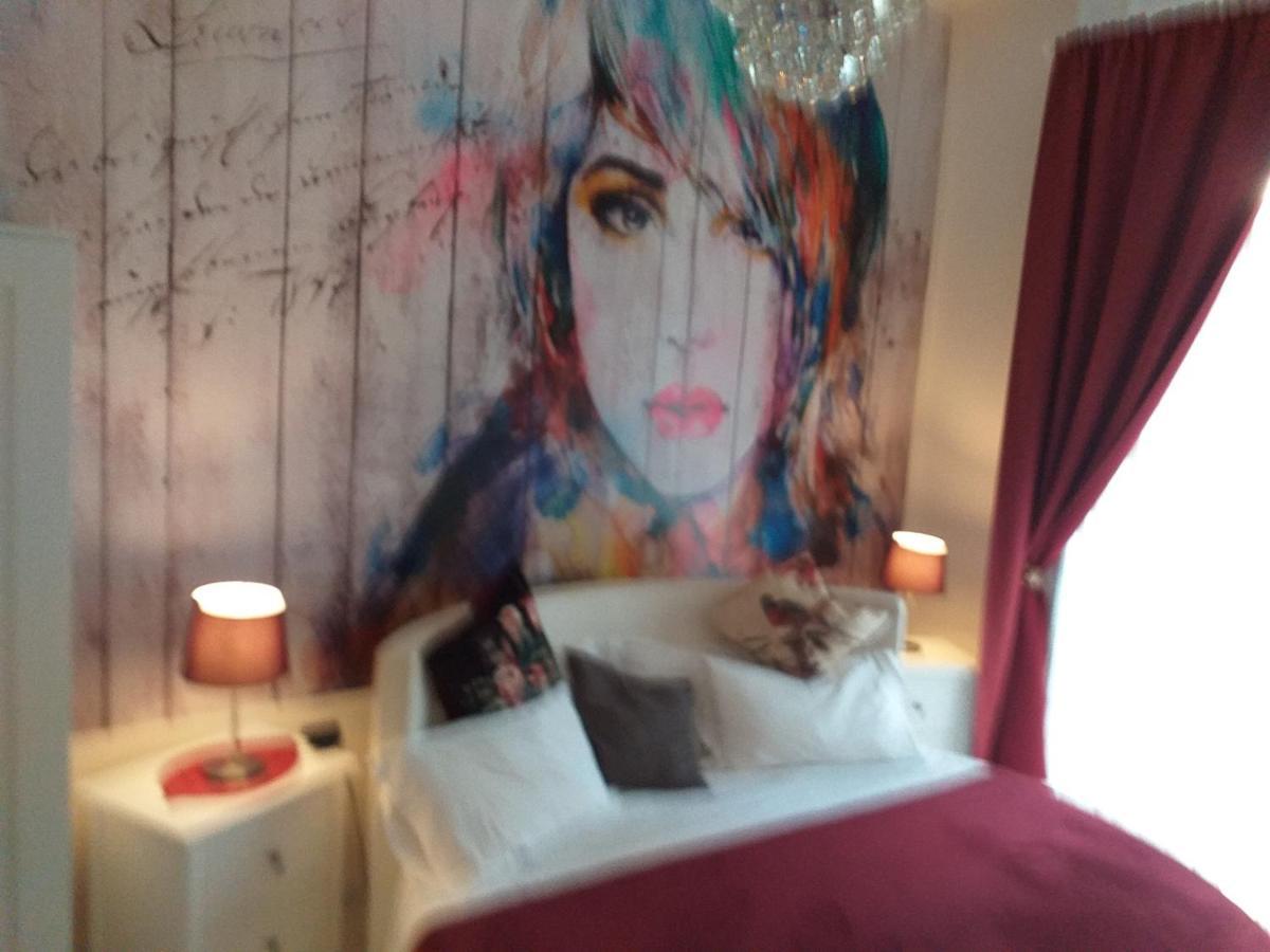 Beb Pantarei Bed & Breakfast Naples Room photo