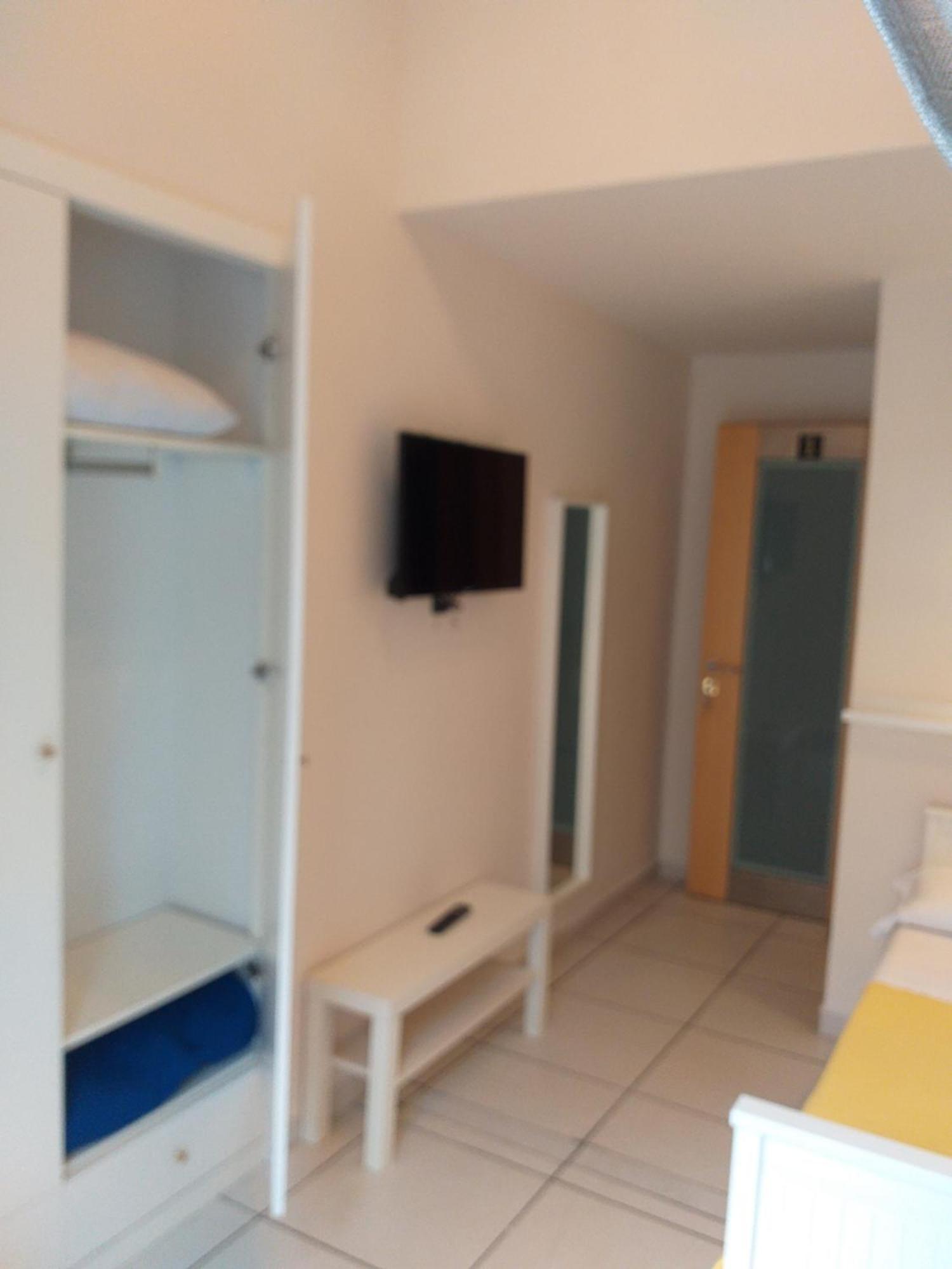 Beb Pantarei Bed & Breakfast Naples Room photo