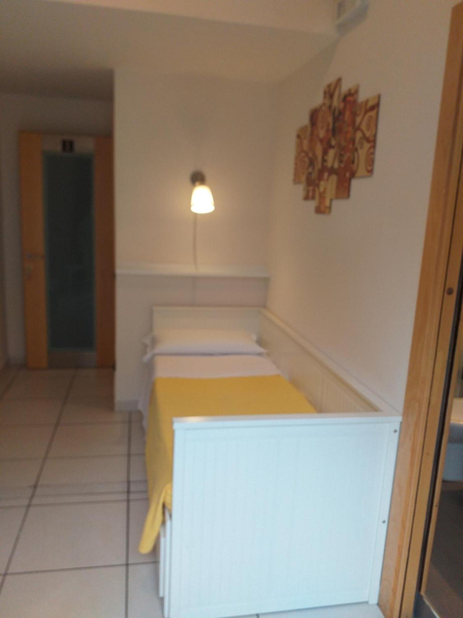 Beb Pantarei Bed & Breakfast Naples Room photo