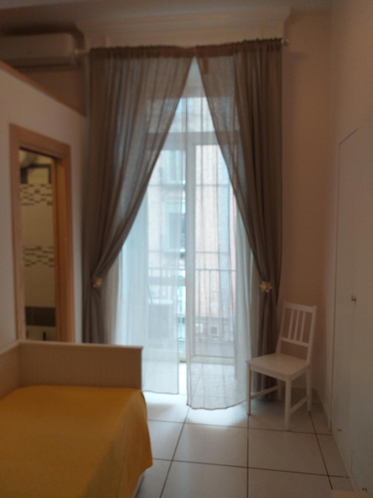 Beb Pantarei Bed & Breakfast Naples Room photo